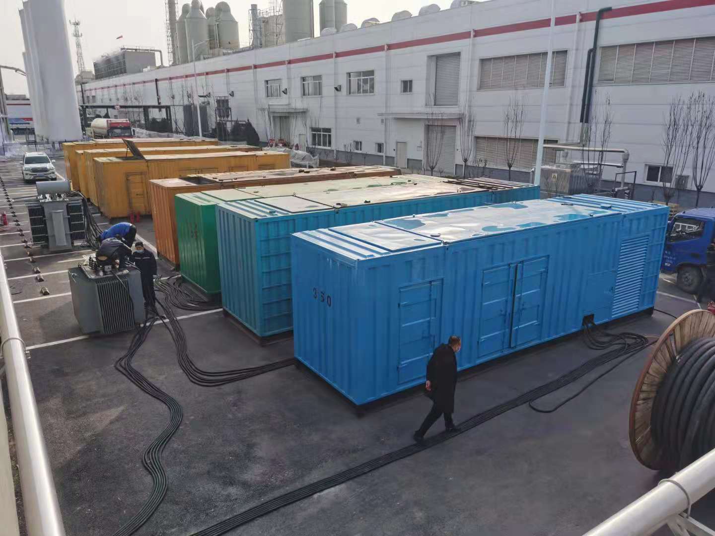 石峰发电机出租-两相发电机与三相发电机有何区别?