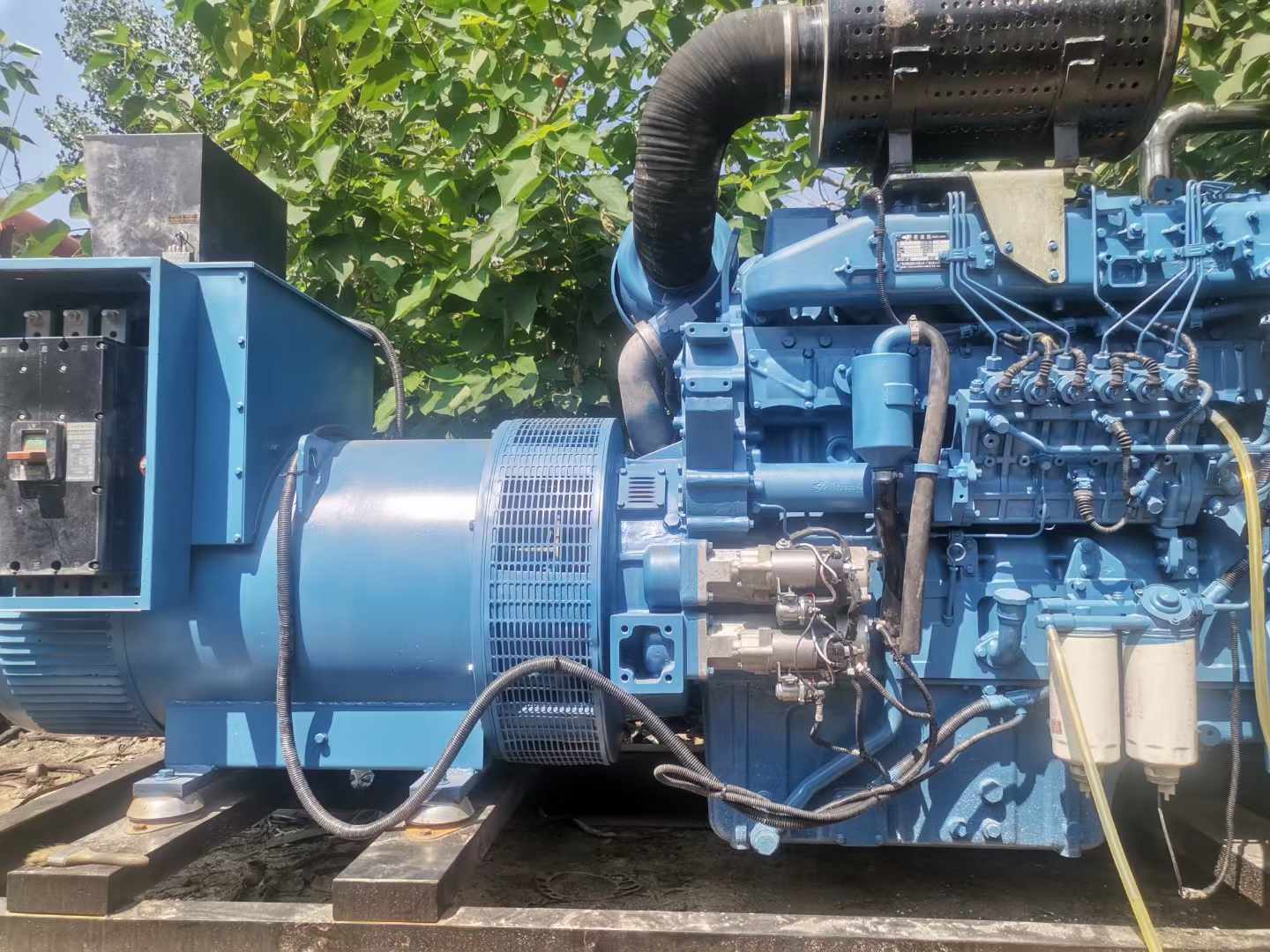 石峰详细说明降低 800kW 柴油发电机输出电流波动的方法