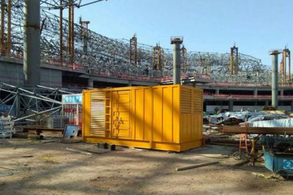 石峰发电机出租如何判断空气滤清器是否需要更换？