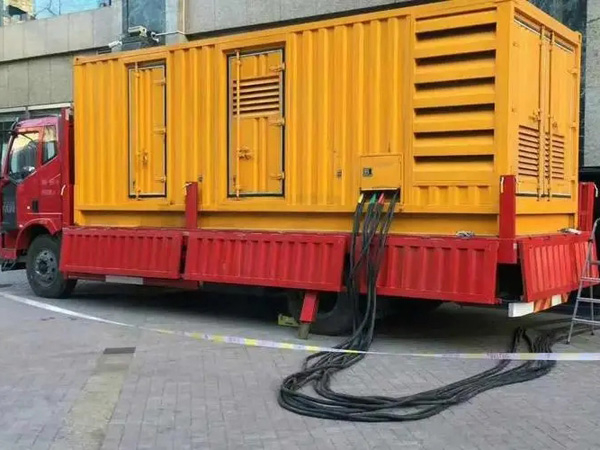 石峰如何确定水冷式机油散热器密封件的规格型号？