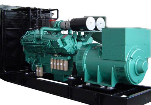 石峰冬季柴油发电机组启动前应进行哪些预热操作？